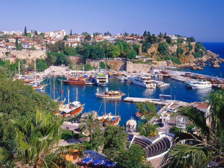 ANTALYADA BİR GÜN GEÇİRMEK